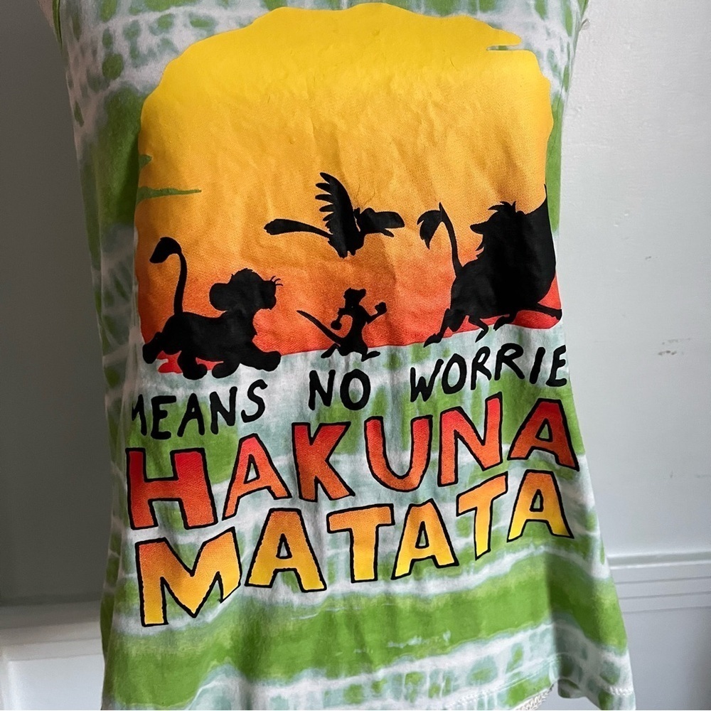 Disney • Green Tie Dyed Lion King Hakuna Matata Tank Top - Picture 2 of 4